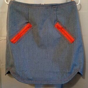 Nwt Denim Mini Skirt womens sz 6 Medium wash Tulip hem Red embroidered accents